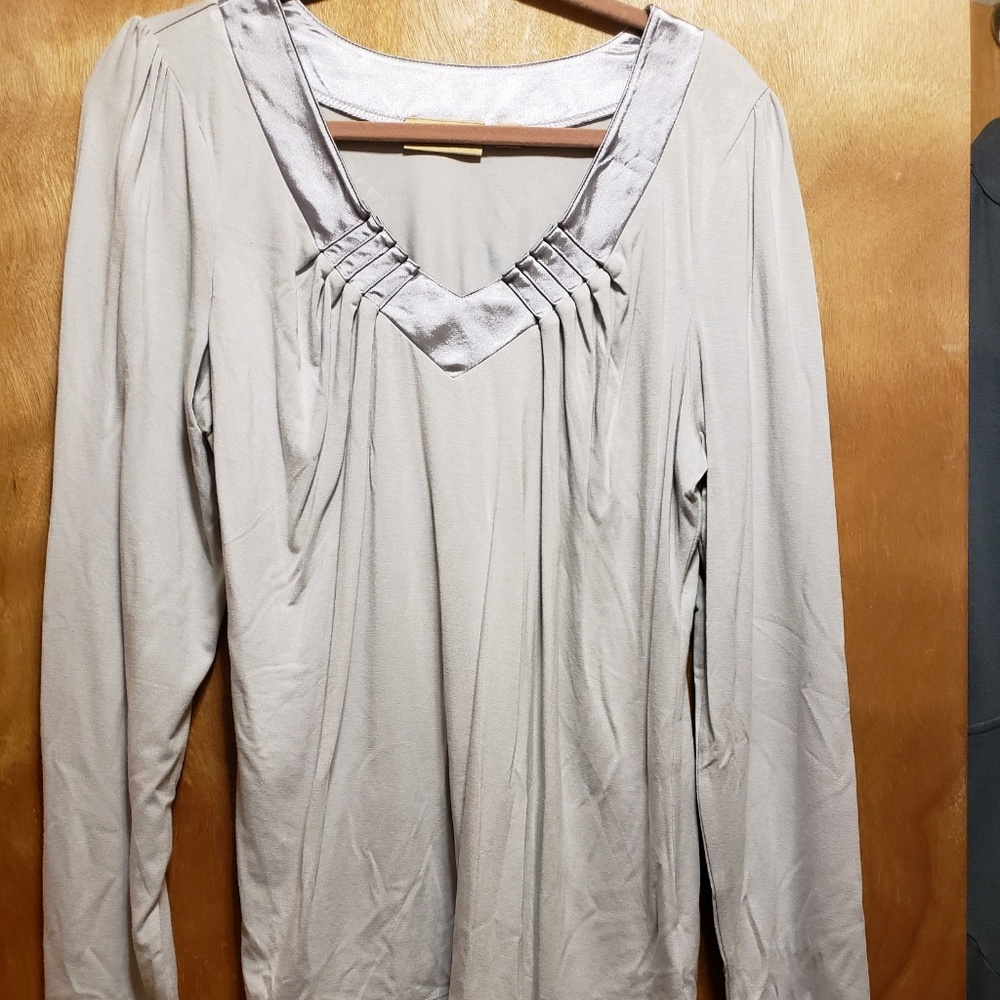 Silvery Gray Long Sleeve with Satin Necking